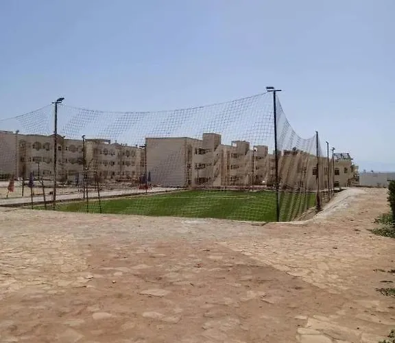 شالية غرفتبن وصالة وحمام ومطبخ مفتوح وتراس * Ras Sedr